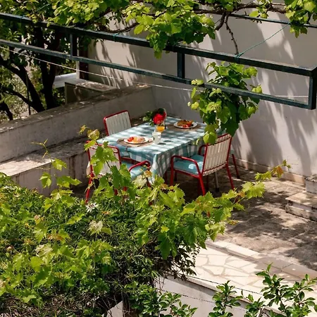 Lejlighed In Mit Grosser Terrasse